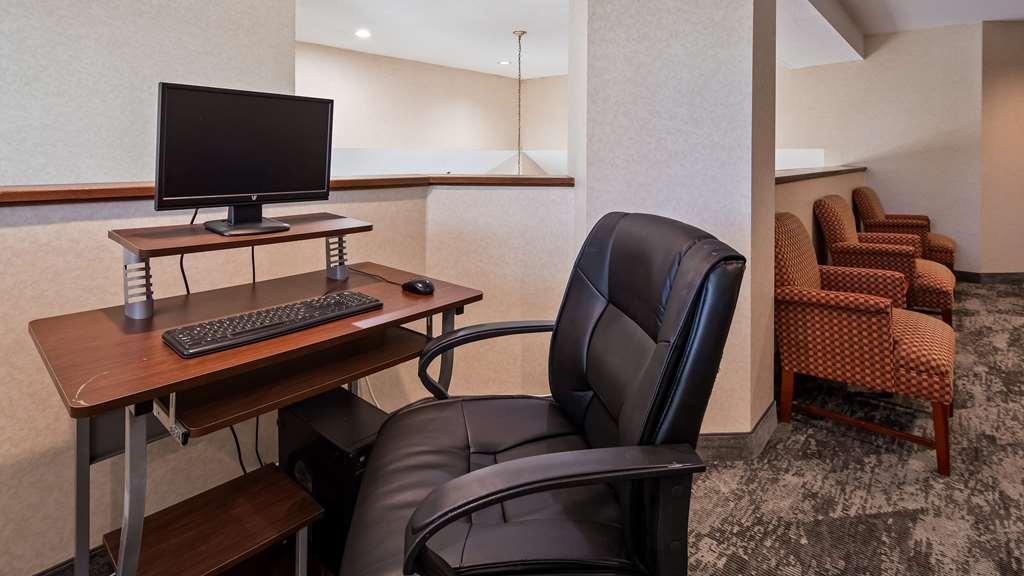 Charlevoix Inn & Suites Surestay Collection By Best Western Konforlar fotoğraf